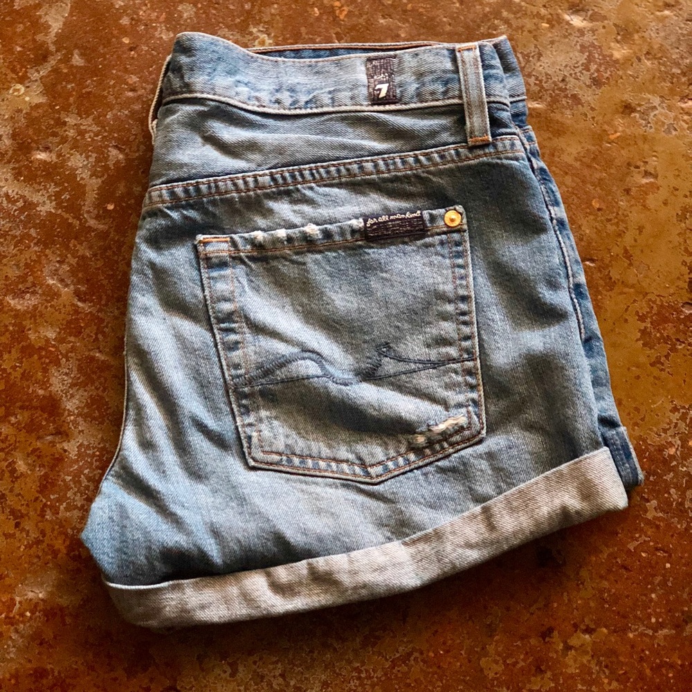 Seven For All Mankind